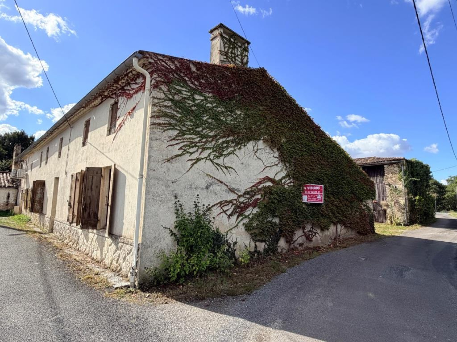 Maison 6 pièces 140 m² · à Reignac · 140 m² · 77 000 €