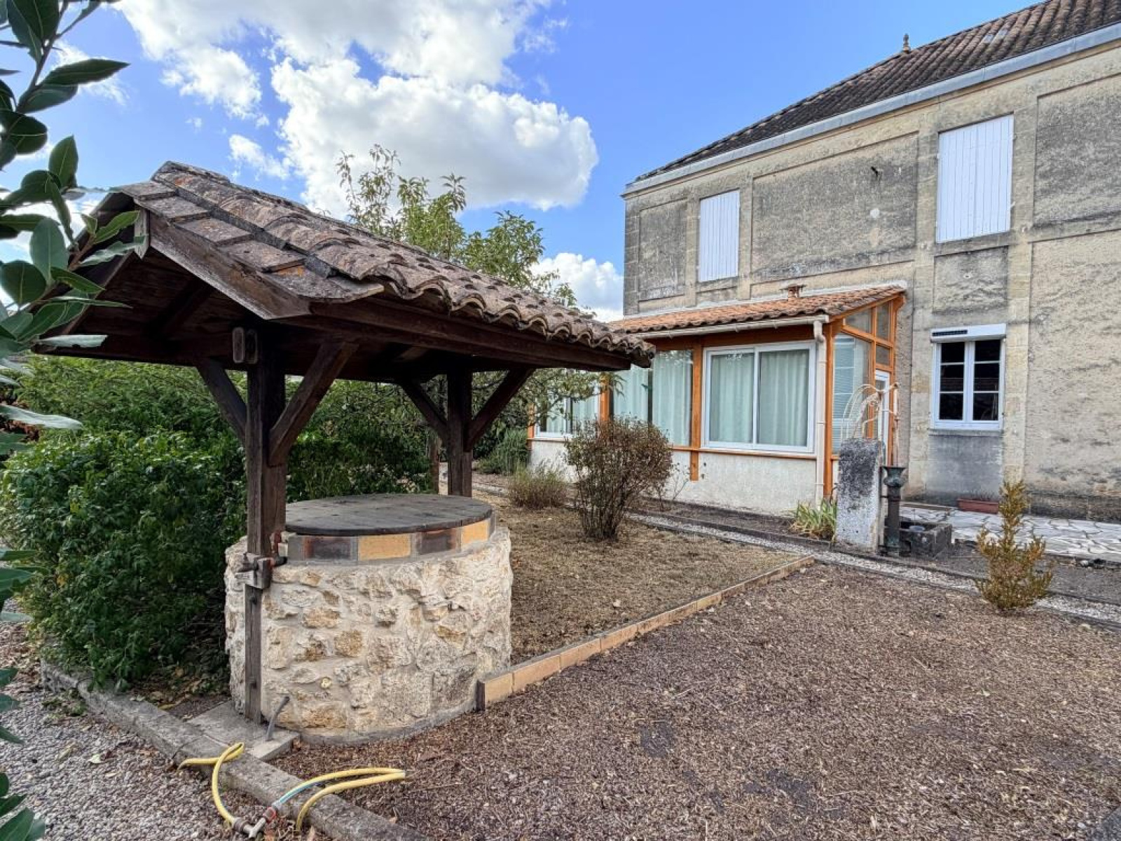 Maison 6 pièces 190 m² · à St Yzan de Soudiac · 190 m² · 233 200 €